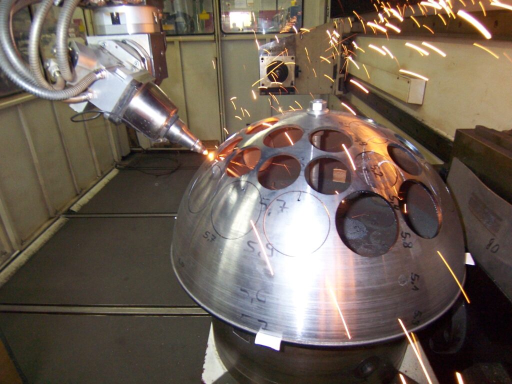 Laserstrahlschneiden von Metall